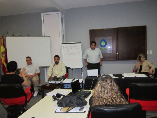 <p>
	Jose Leal and Salam Gomez during the presentation of the country report (Colombia). Salam is speaking.</p>
